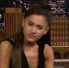 56 Best Ariana Grande S Funny Faces Images Ariana Grande Funny Meme Faces Reaction Pics Confused Dankest Memes