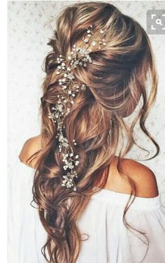 18 Most Romantic Updos Beachy Style But Idk How It Woudl Do In The Wind With 18 Most Romantic Updos Beachy Style But Idk How It Woudl Do In The Wind With