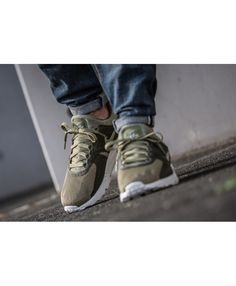 air max zero khaki