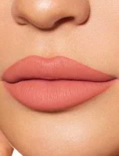 Red Lipstick Shades Hypoallergenic Lipstick Matte Glossy