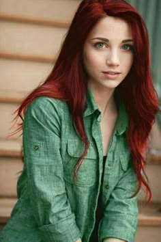 Would look right with my hair???  Wanna try !!! Redheads, Red Hair, Redhead, Blonde, Capelli, Redhead Beauty, Beautiful Redhead, Chignon