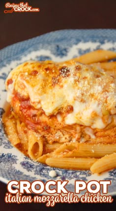 I love a good recipe that is super simple...don't you? This Crock Pot Italian Mozzarella Chicken is just that and oh-so good! Low carb options too.