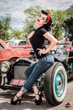 Reihenfolge der favoritisierten Rockabilly style frauen