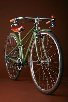 Retro bicycle chrome has left//right necklace with reflector-manufacturer atoo