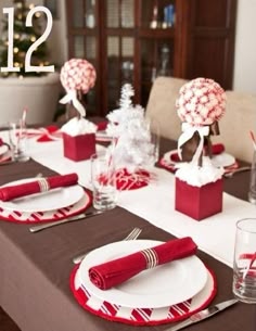 28 Insanely Easy Christmas Decorations To Make In A Pinch ... 28 Insanely Easy Christmas Decorations To Make In A Pinch ...