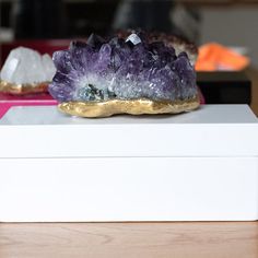 Geode Decor amethyst box / quartz box / mineral box / stone box / decor box Geode Decor amethyst box / quartz box / mineral box / stone box / decor box