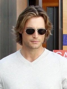 Christian grey kennenlernen