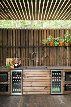 Rustic Outdoor Kitchens, Outdoor Kitchen Decor, Backyard Kitchen, Farmhouse Kitchen Decor, Antique Kitchen, Outdoor Kitchen Cabinets, Kitchen Grill, Summer Kitchen, Kitchen Dishes