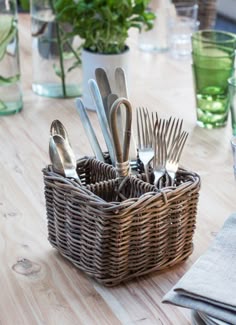 the bembridge cutlery holder is a smart way to carry your knives forks and spoons about - Como Hacer Cestos De Mimbre the bembridge cutlery holder is a smart way to carry your knives forks and spoons about - Como Hacer Cestos De Mimbre