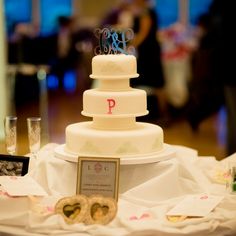 Do You See The Monogram On This White Wedding Cake Love Dark Love The Wedding Cake Table Set Up For Our Www Cakesbygraham