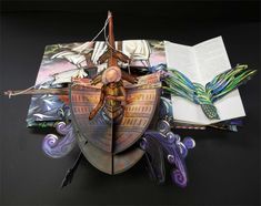Biglietto di Natale pop-up 3D di Hallmark Design con Wonder Santas Steam Engine
