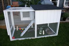 Ellie-Bo Indoor 6 Piece Galvanized Rabbit Enclosure Run with Roof Net and Base 8 Square Feet of Roaming Space Ellie-Bo Indoor 6 Piece Galvanized Rabbit Enclosure Run with Roof Net and Base 8 Square Feet of Roaming Space