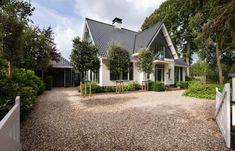 Van dinther bouwbedrijf landelijk modern huis hoog