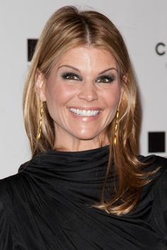 lori loughlin bob haircut 144 best lori loughlin images lori loughlin aunt becky lori loughlin bob haircut 144 best lori loughlin images lori loughlin aunt becky
