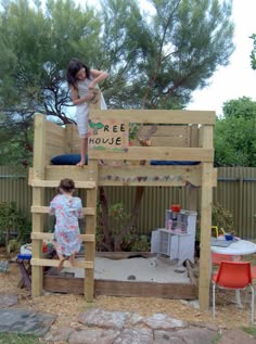 8 Ideas De Parque Infantil Al Aire Libre Juegos De Patio Juegos Para Jardin Parques Infantiles