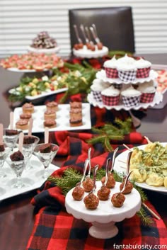 favorite things party ideas how to host favorite things party fantabulositycom winter parties - Christmas Party Decorations Pinterest favorite things party ideas how to host favorite things party fantabulositycom winter parties - Christmas Party Decorations Pinterest