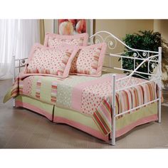 White Wrought Iron Daybed For Laura S Room Ideas In 2018 Harrison Daybed With Trundle 350 Metal Design Futon Bed