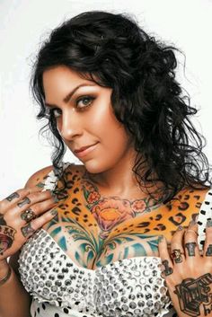 Danielle from american pickers is hot Danielle from american pickers is hot