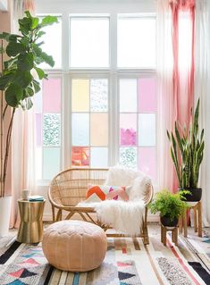 moderne sofas wohnzimmer einrichten hocker runder wandspiegel moderne sofas wohnzimmer einrichten hocker runder wandspiegel