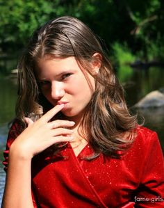 Sites like wideo Fame girls model naked
