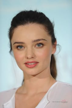 out-miranda-hot-teen-body