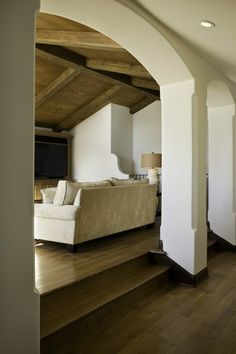 Load Bearing Columns Use A Row Of Columns To Mark Change In Level Mediterranean Media Room By Claudio