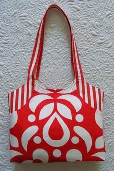Dotted Dream Purse Free Pdf Pattern Tutorials On Sewing Bags Purse And Tote Bag Patterns Amelie Belle