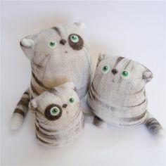 Felted cats... the only cats i will like! ahahha