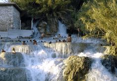 Le sorgenti termali di Fordongianus (OR) , Sardegna , si incontrano ... Le sorgenti termali di Fordongianus (OR) , Sardegna , si incontrano ...