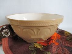 T.G.Green \'Gresley Green\' Pudding Bowl & Jug | Gresley Green ... T.G.Green \'Gresley Green\' Pudding Bowl & Jug | Gresley Green ...