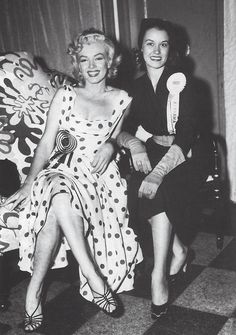 Resultado de imagen para marilyn monroe polka dot dress