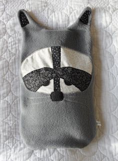 Santa Deer /& Panda 2L Cute Knit Cover HOT Water Bottles with Soft Knitted Removable Cover,Thicker Higher Quality Rubber Bottle
