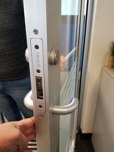 How to remove and re-install a storefront Adams Rite Deadlatch lock ... How to remove and re-install a storefront Adams Rite Deadlatch lock ...