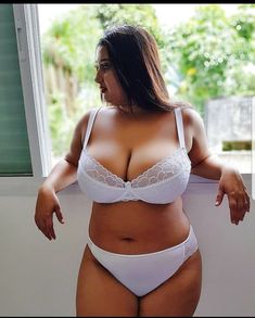 Hot black fitness milf Hot big tits girlfriend in bra and panties