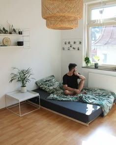 Living small is the best thing ever Bedroom Décor, Home Décor, Interior, Living Room Decor, Home Bedroom, Bedroom Decor, Room Decor, Wall Decor Living Room