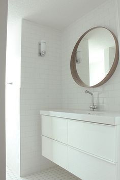 20 Idées Déco Pour Les Pees Salles De Bains Bathroom Stockholm Mirror Ikea Google Search Bathroom Vanityikea
