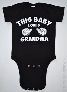 Suit THIS GIRL LOVES HER GRANNY Novelty Fun Themed Baby Grow Family