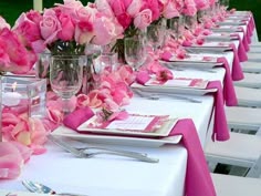 Pink Parisian Table settting | Setting table, Wedding and Table settings Pink Parisian Table settting | Setting table, Wedding and Table settings