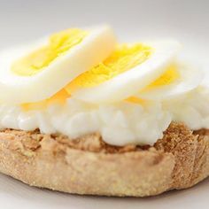 14 Desayunos Llenos De Proteínas Que Te Darán Energía Para Toda La Mañana Muy Fitness Desayuno Desayuno Proteina Comida Fitness Recetas