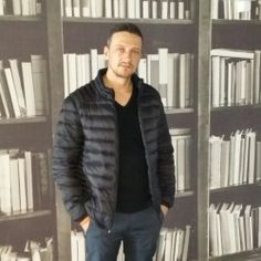 Intalnire cu Femeia Saint Cypren Femeia europeana cauta un om tunisian pentru avertizare
