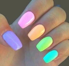 Ongles En Gel Vert, Ongles Violets, Ongles Bleus Pastel, Ongles En Gel Tendance