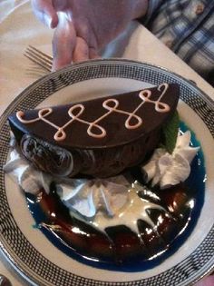 Grand Canyon Village - El Tovar Hotel | Grand canyon village ... Grand Canyon Village - El Tovar Hotel | Grand canyon village ...