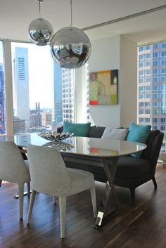 https://i.pinimg.com/236x/da/b5/e0/dab5e0300c3e6ec466c7e1e9772e9c4c--loveseats-studio-ideas.jpg