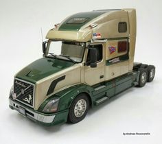 US WRECKER TRUCK KIT 1:24 CAMION ITALERI SCALA MODELS