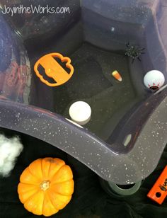 5 simple games using plastic eyeballs for your halloween class party - Halloween Games To Play At School 5 simple games using plastic eyeballs for your halloween class party - Halloween Games To Play At School