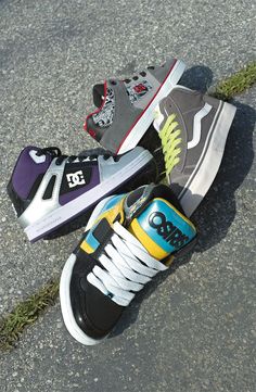 boys dc skate shoes