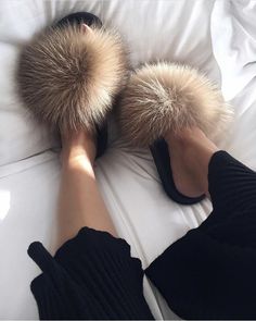 15 Idees De Claquette Fourrure Claquette Fourrure Claquettes Fourrure 15 Idees De Claquette Fourrure Claquette Fourrure Claquettes Fourrure
