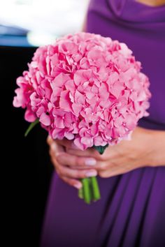 Savvyish Simple Stylish Wedding Flowers Hot Pink Hydrangea Savvyish Simple Stylish Wedding Flowers Hot Pink Hydrangea