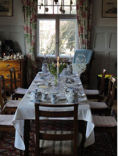 Easter Breakfast Table Setting with Royal Copenhagen, Musselmalet ... Easter Breakfast Table Setting with Royal Copenhagen, Musselmalet ...