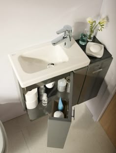 Bathroom Sinks For Small Spaces simple how to build a tiny house | tiny bathrooms, tiny houses and Bathroom Sinks For Small Spaces simple how to build a tiny house | tiny bathrooms, tiny houses and